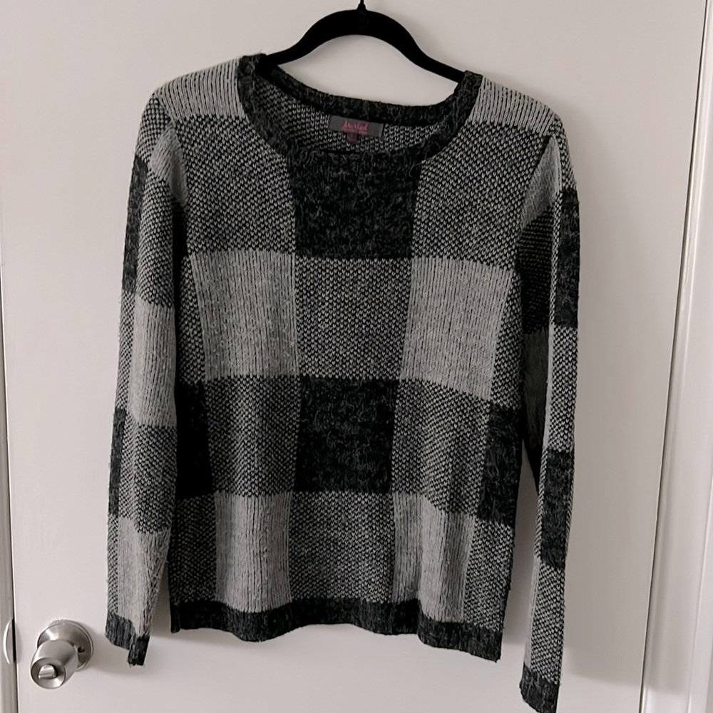 Grey sweater